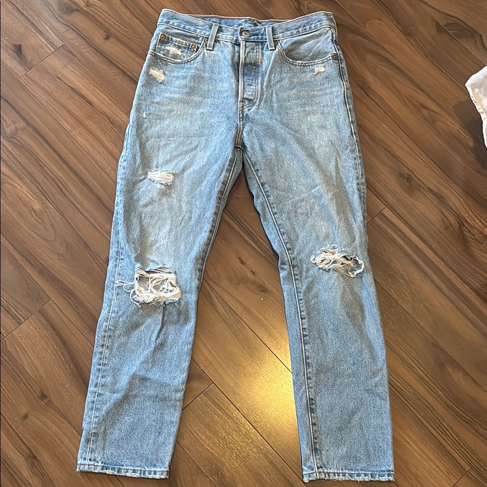 Distressed Levi’s medium indigo